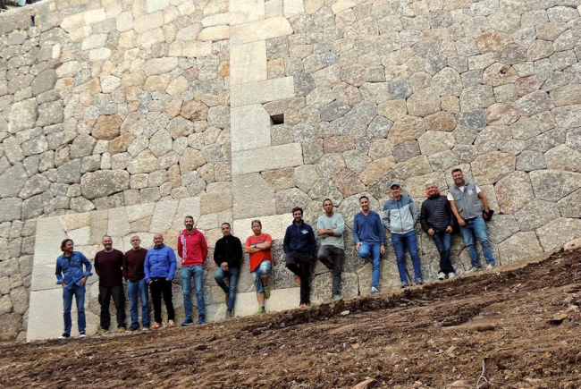 El Gremio de Margers expresa su desacuerdo con el plan de estudios de piedra en seco de la Conselleria de Educación, con el doble de formación teórica que práctica