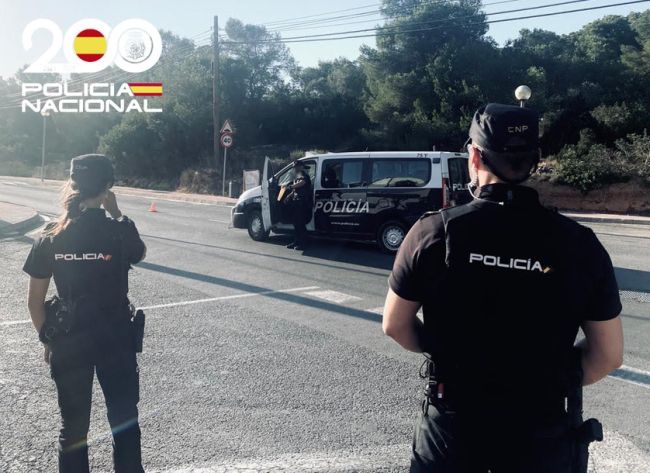 La Policía Nacional detiene a dos hombres por cometer numerosos delitos contra el patrimonio en Ibiza