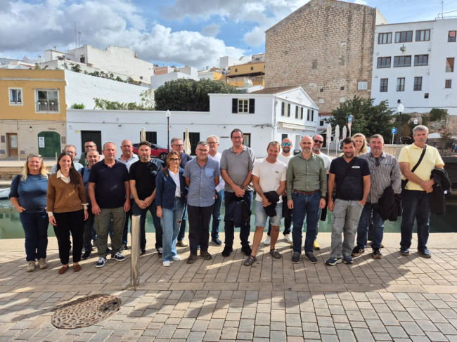 El Govern rechaza ampliar las restricciones a la pesca profesional en el canal de Menorca 