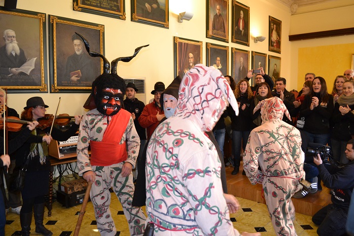 https://www.noticiasmallorca.es/imatges/misc/foguerons-2016/4.jpg